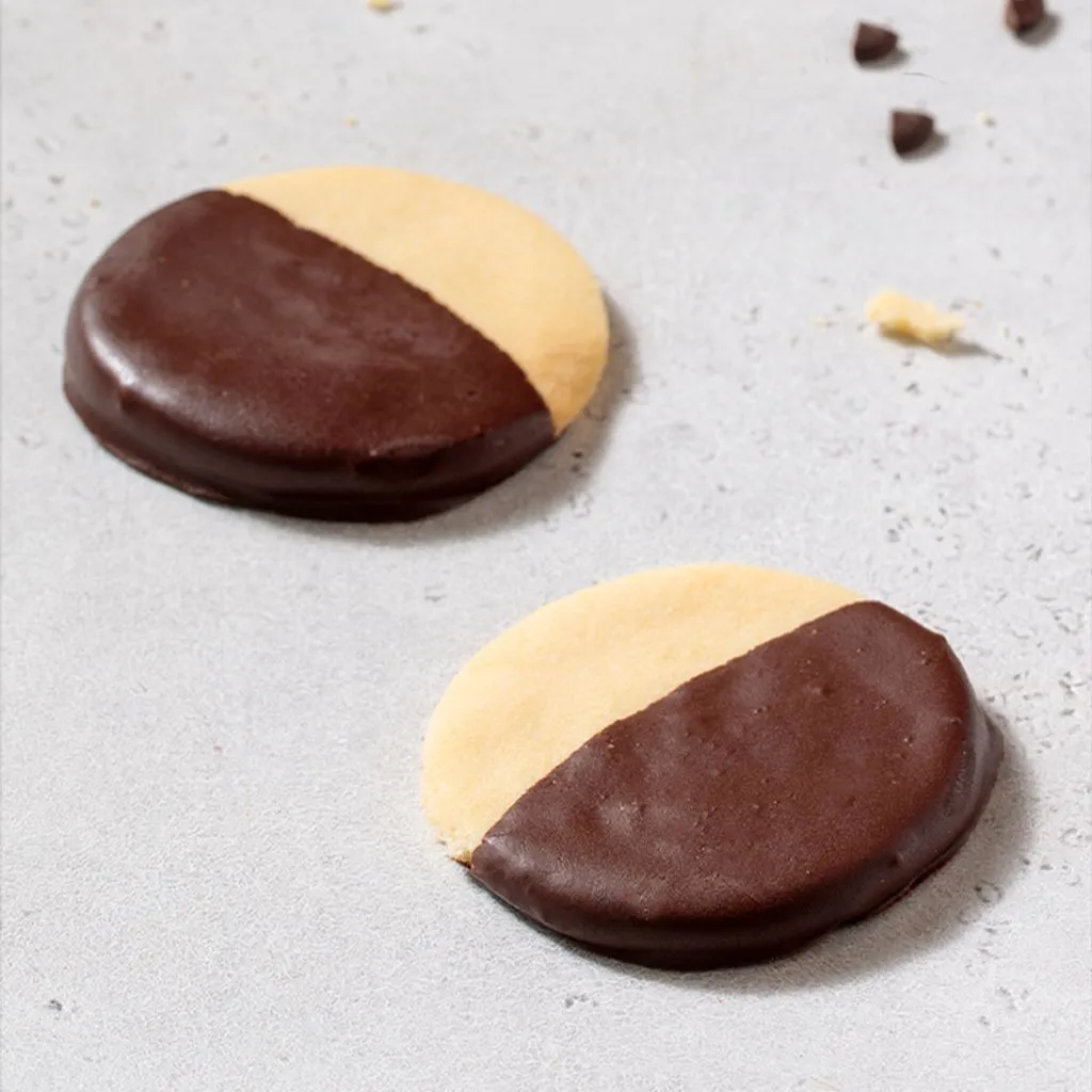 Chocolate Dipped Cookie